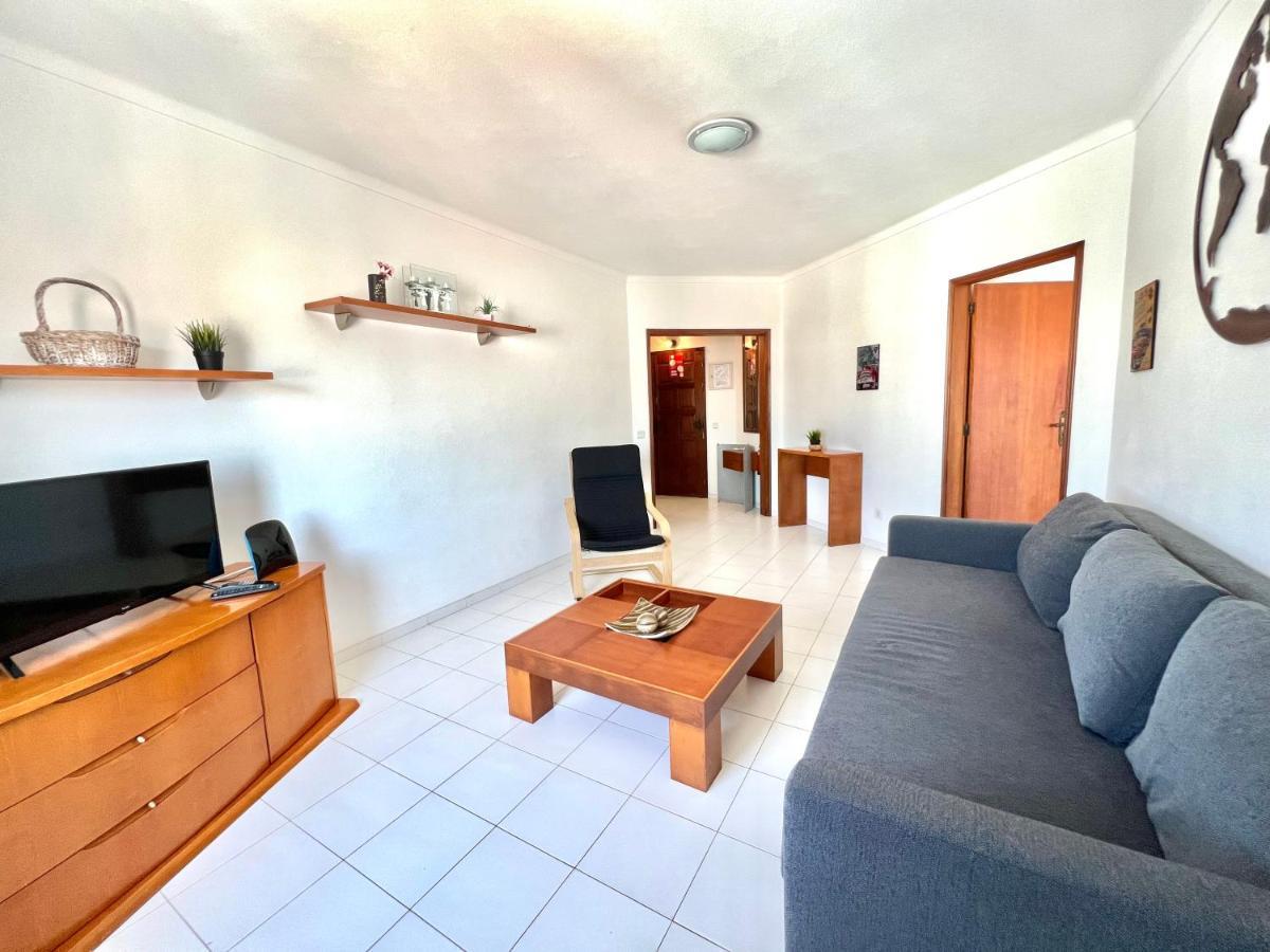 Loky - Near Quarteira Center Apartment Luaran gambar